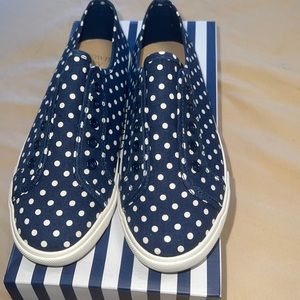 Crown & Ivy womens shoes size 6.5